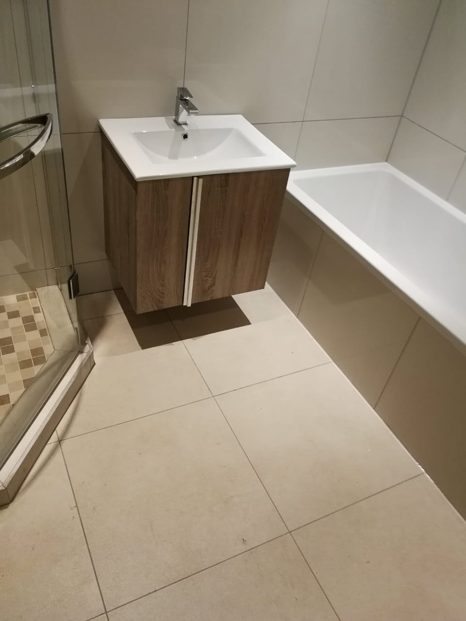 Floating basin + tiling Floating basin + tiling